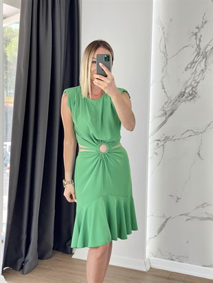 Önü Aksesuarlı Kısa Elbise Yeşil